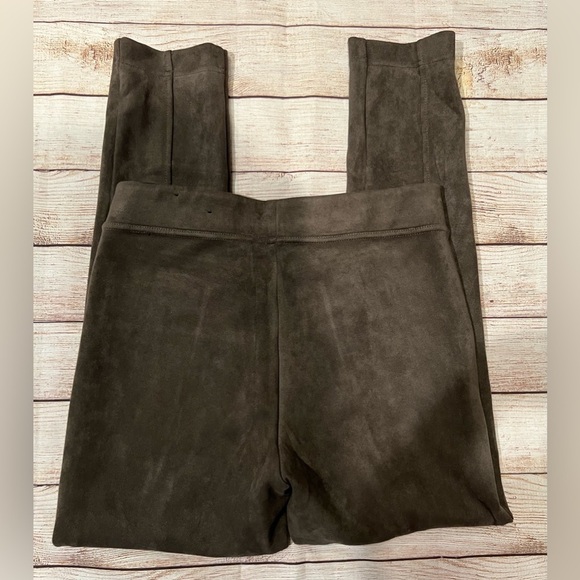 Andrew Marc faux suede taupe leggings size medium. - Picture 4 of 7